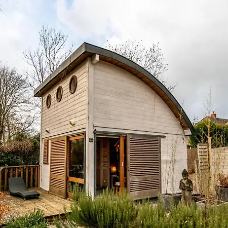 Chalet Chambre D'hote * Gussignies